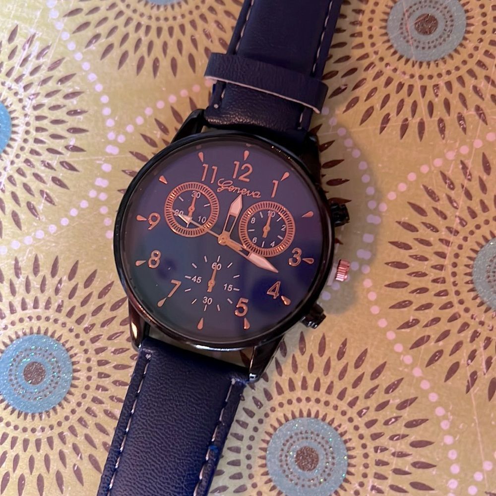 Casual Navy Blue Leather Quartz Watch